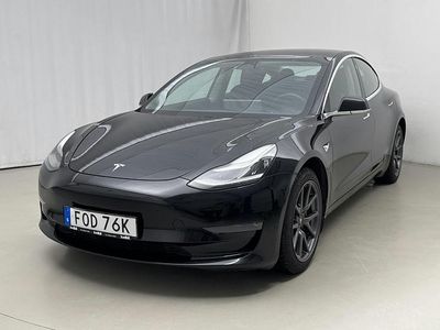 Svart Begagnad 2020 Tesla Model 3 Sedan | 210 000 kr (Bra pris)
