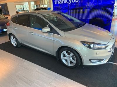 begagnad Ford Focus 1.0 EcoBoost 125hp Titanium 5D