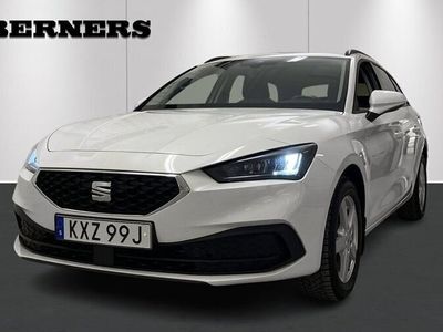 begagnad Seat Leon León Sportstourer 1.0 eTSI DSG Drag Värmare V-hju 2022, Kombi