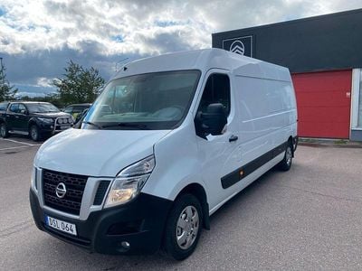 Nissan NV400