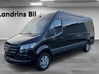 Svart Ny 2025 Mercedes Sprinter Van | 724 875 kr