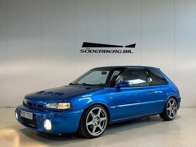 Blå Begagnad 1993 Mazda 323 Halvkombi | 269 900 kr