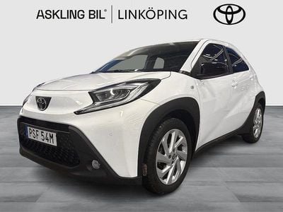 Begagnad Toyota Aygo X Comfort 72 HK (52 kW) 2023 Vit SUV
