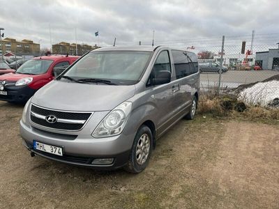 Hyundai H-1