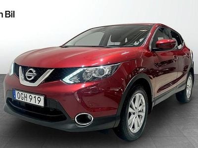 Röd Begagnad 2016 Nissan Qashqai SUV | 129 900 kr (Marknadspris)
