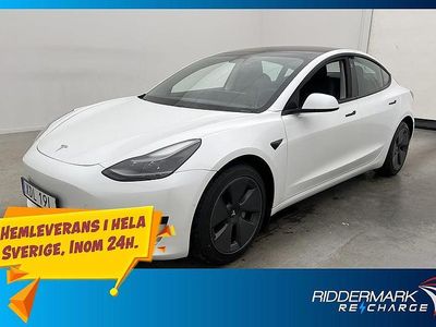 Vit Begagnad 2021 Tesla Model 3 Standard Range Plus Sedan | 268 800 kr (Marknadspris)