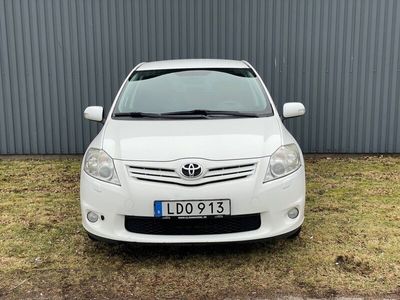 begagnad Toyota Auris 5-dörrar 1.4 D-4D Euro 5