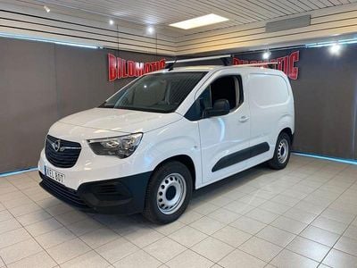Begagnad Opel Combo-e Life Business 100 kW (136 HK) 2023 Vit Van