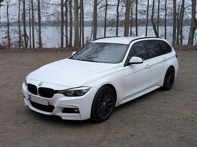 Alpinweiss 3 Begagnad 2018 BMW 330 Kombi | 189 000 kr (Lite dyr)