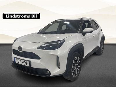 Vit Begagnad 2025 Toyota Yaris Cross Active SUV | 329 000 kr (Lite dyr)