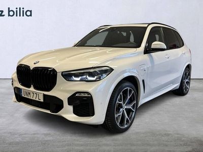 begagnad BMW X5 xDrive45e M Sport | Pano | Drag | 21" | Aktiv fart.