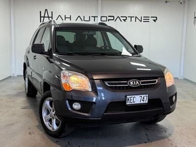 Begagnad Kia Sportage 142 HK (104 kW) 2009 Grå SUV