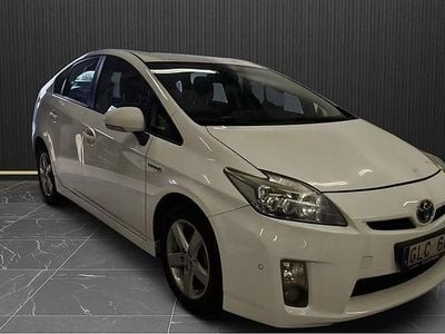Begagnad Toyota Prius 136 HK (100 kW) 2011 Vit Halvkombi
