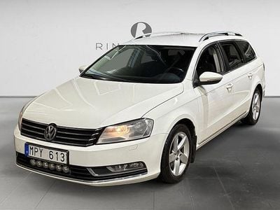 Vit Begagnad 2010 VW Passat Kombi | 29 900 kr (Superpris)