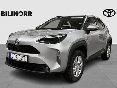 Silver Begagnad 2024 Toyota Yaris Cross Active SUV | 269 900 kr (Marknadspris)