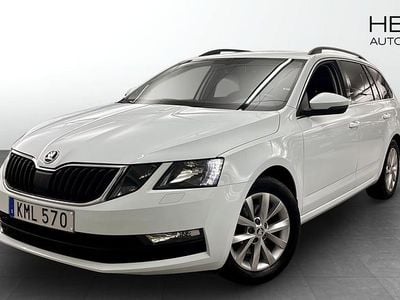 Vit Begagnad 2018 Skoda Octavia Kombi | 129 900 kr (Marknadspris)