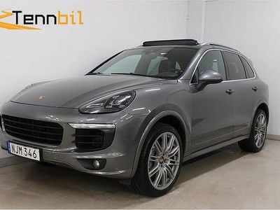 Mörkgrå Begagnad 2016 Porsche Cayenne S Chrono SUV | 369 900 kr (Superpris)