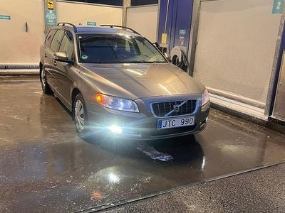Begagnad Volvo V70 145 HK (106 kW) 2009 Kombi