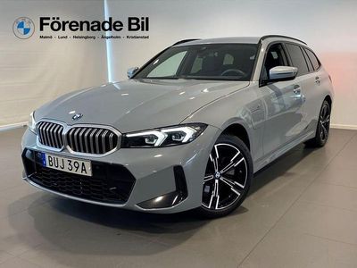 Grå Begagnad 2025 BMW 330 Shadowline Kombi | 459 000 kr