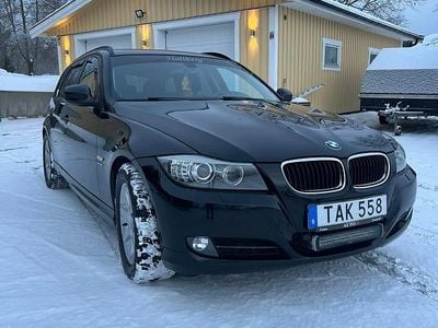 Begagnad BMW 320 184 HK (135 kW) 2012 Kombi
