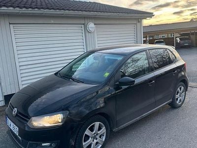 Begagnad VW Polo 105 HK (77 kW) 2012 Halvkombi