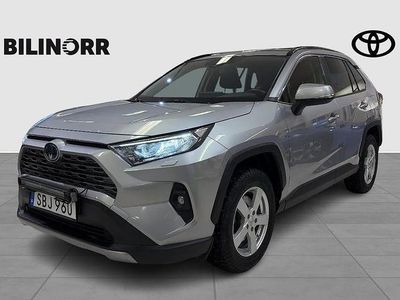 Begagnad Toyota RAV4 Hybrid Active 224 HK (164 kW) 2022 Silver SUV