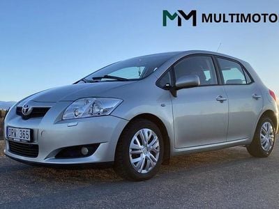 Silver Begagnad 2008 Toyota Auris Halvkombi | 49 900 kr (Marknadspris)