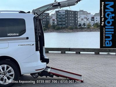 Ny Ford Tourneo 115 HK (84 kW) 2025 Kombi