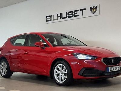 Röd Begagnad 2021 Seat Leon Style Halvkombi | 179 900 kr (Marknadspris)