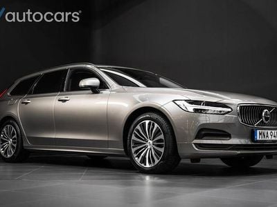 Grå Begagnad 2022 Volvo V90 Kombi | 368 750 kr (Marknadspris)