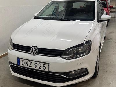 Begagnad VW Polo 90 HK (66 kW) 2014 Vit Halvkombi