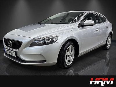 Begagnad Volvo V40 Kinetic 120 HK (88 kW) 2016 Silver Halvkombi