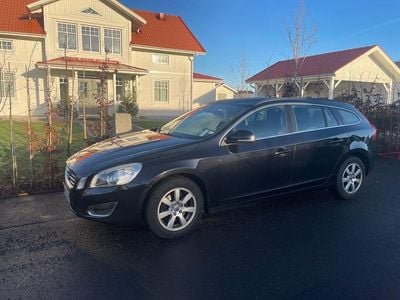 Begagnad 2011 Volvo V60 Kombi | 74 900 kr (Marknadspris)