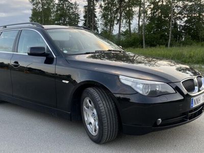 BMW 523