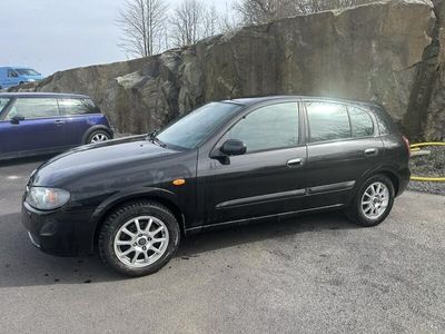 begagnad Nissan Almera 5-dörrar 1.8 Euro 4