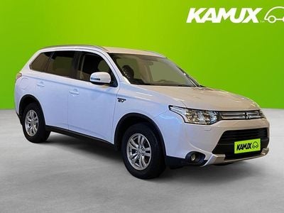 Vit Begagnad 2015 Mitsubishi Outlander P-HEV SUV | 102 800 kr (Bra pris)