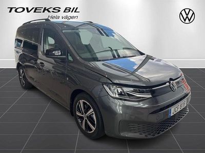 Grå (indiumgrå metallic) Ny 2025 VW Caddy Maxi California Minibuss | 582 000 kr