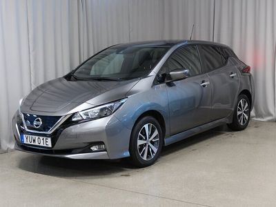 begagnad Nissan Leaf 40 kWh 149hk, 27mil Räckvidd, S&V-hjul