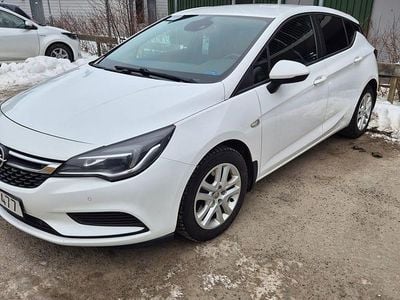 Begagnad Opel Astra 110 HK (80 kW) 2016