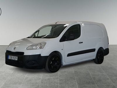 Vit Begagnad 2014 Peugeot Partner Minibuss | 59 900 kr (Dyr)