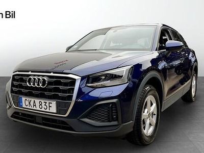 Blå Begagnad 2023 Audi Q2 Proline SUV | 219 000 kr (Marknadspris)