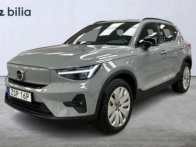 Grå Begagnad 2024 Volvo EX40 Core SUV | 429 900 kr