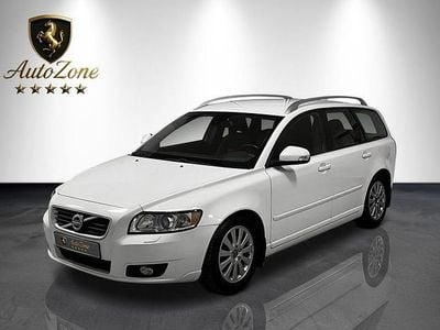 Begagnad Volvo V50 Momentum 116 HK (85 kW) 2012 Vit Kombi