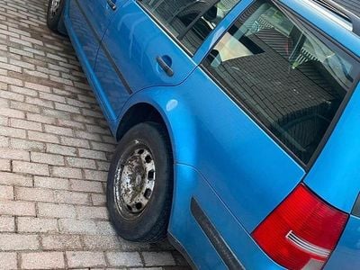 Begagnad VW Golf IV 105 HK (77 kW) 2003 Kombi