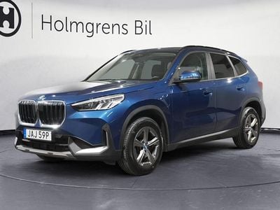Begagnad BMW X1 Shadowline 136 HK (100 kW) 2023 Blå SUV