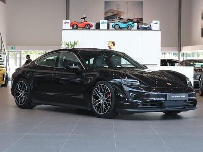 Porsche Taycan 4S