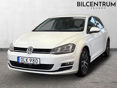 Vit Begagnad 2014 VW Golf VII | 129 900 kr (Marknadspris)