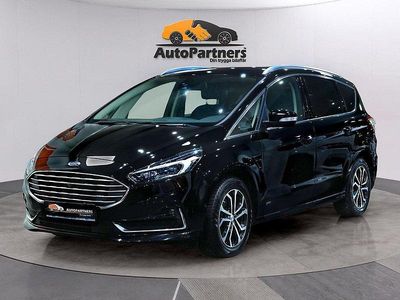 Svart Begagnad 2019 Ford S-MAX S Minibuss | 279 900 kr (Dyr)
