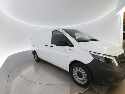 Vit Begagnad 2024 Mercedes e-Vito Minibuss | 579 000 kr