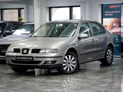 Grå Begagnad 2003 Seat Leon Halvkombi | 29 900 kr